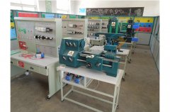 电池充放电性能测试系统，单体电池充放电实验装置(图1)