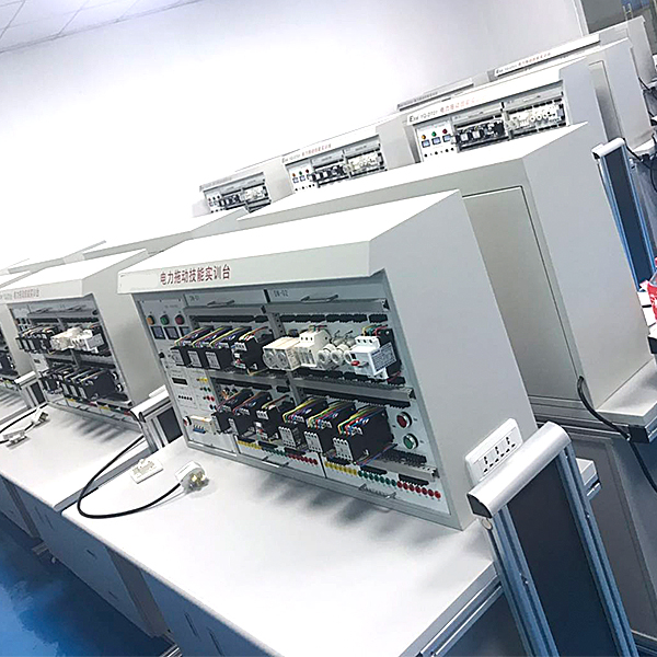 电工、电拖技能实验装置(图1) 电工、电拖技能实验装置,流体力学综合实验台