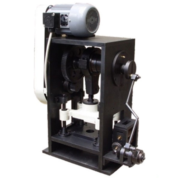 探秘电工实训台背后的科技黑科技！(图2)