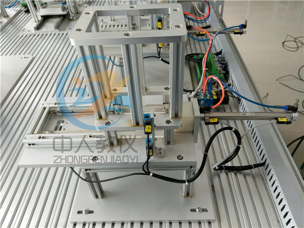 液压阀台内部结构,机构运动方案创新设计简图怎么做的呢(图2)